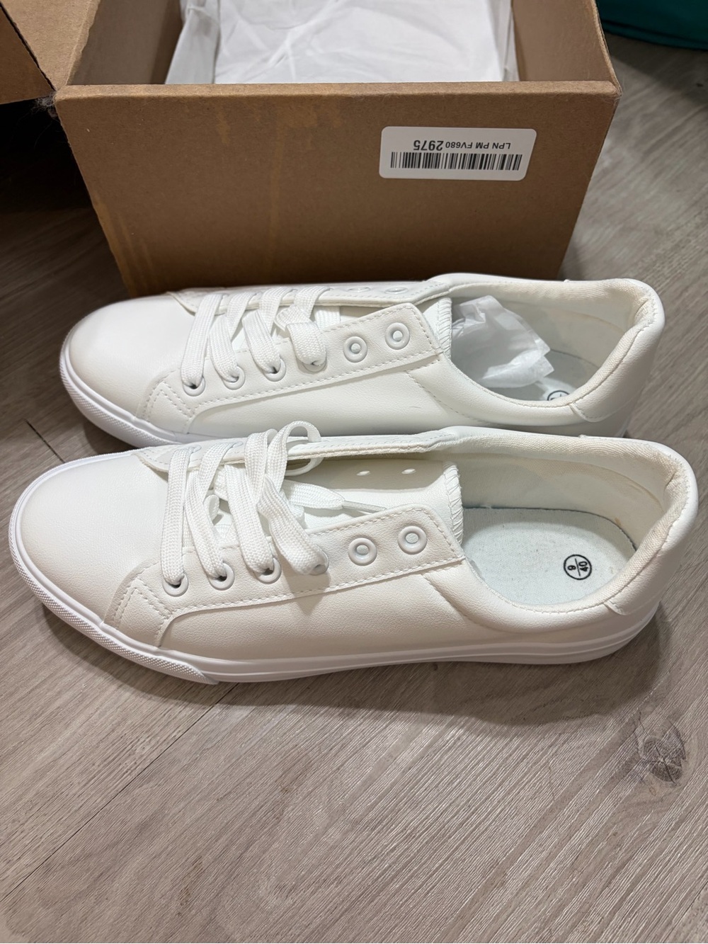 Classic White Low-Top Lace-Up Faux Leather Sneakers for Women - Picture 4 of 6